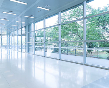 emergency glass repair in Airdrie
